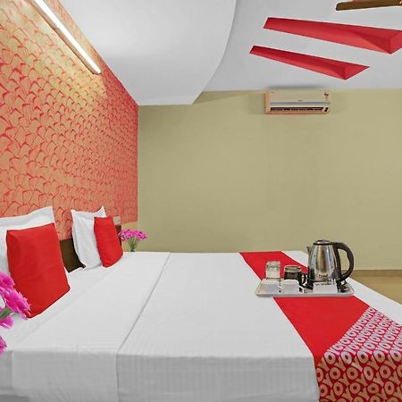 Oyo 87701 Lucky Farm Hotel Shahpur  Luaran gambar