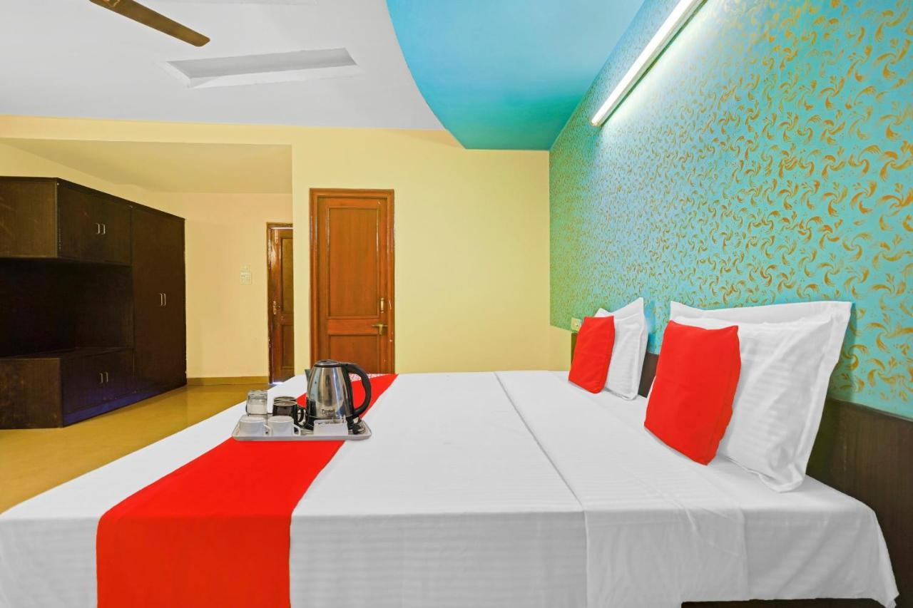 Oyo 87701 Lucky Farm Hotel Shahpur  Luaran gambar
