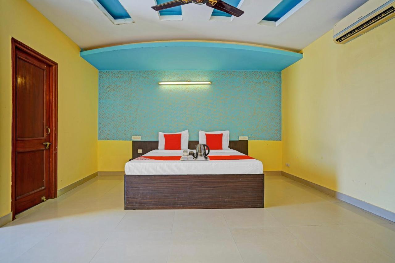 Oyo 87701 Lucky Farm Hotel Shahpur  Luaran gambar