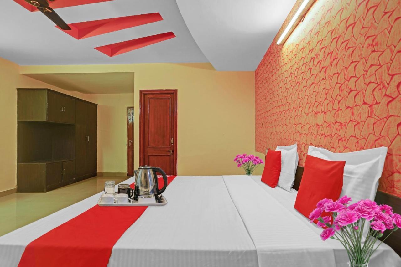 Oyo 87701 Lucky Farm Hotel Shahpur  Luaran gambar