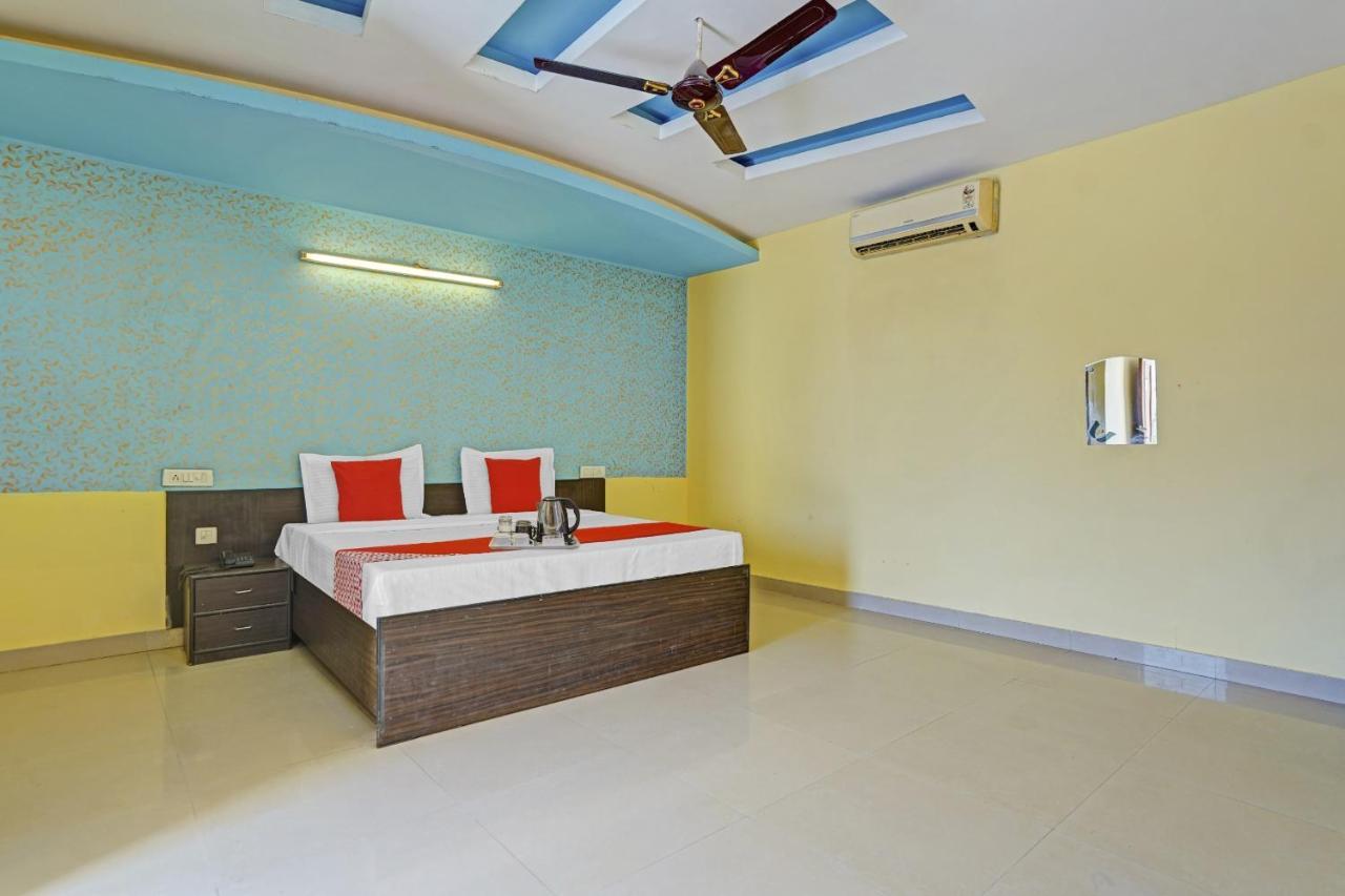 Oyo 87701 Lucky Farm Hotel Shahpur  Luaran gambar