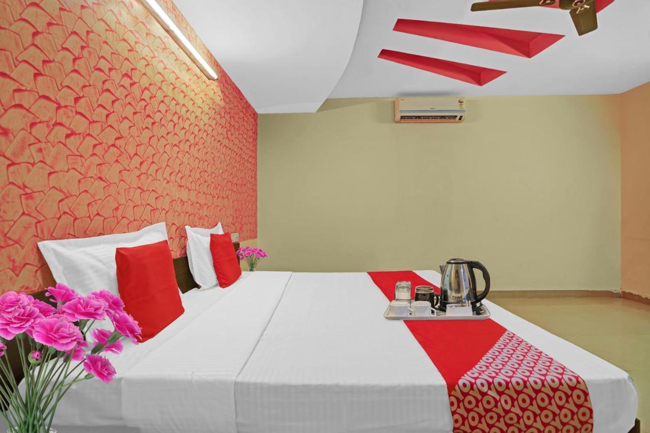 Oyo 87701 Lucky Farm Hotel Shahpur  Luaran gambar