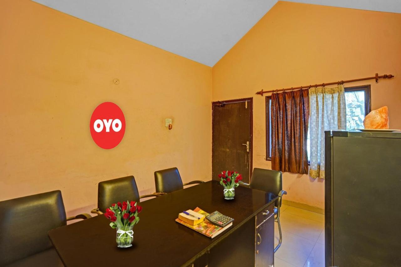 Oyo 87701 Lucky Farm Hotel Shahpur  Luaran gambar